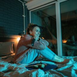 Exploring the Pros and Cons of Time-of-Use Electricity Pricing